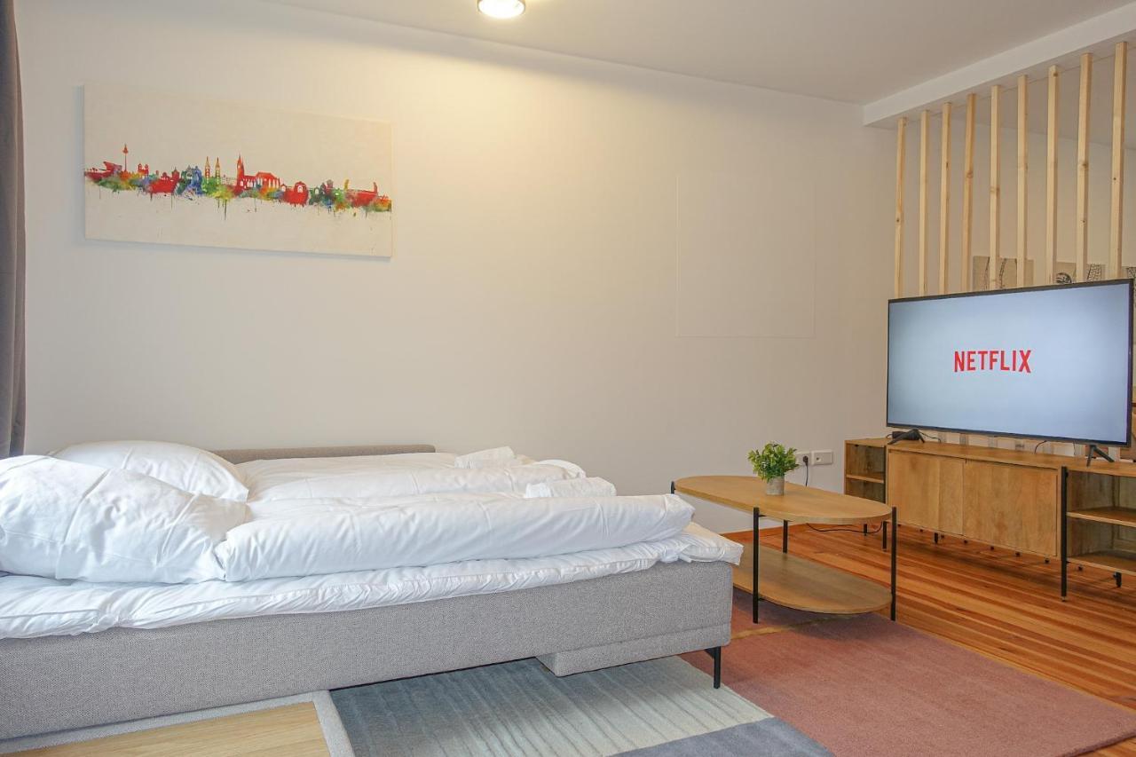 Luxomes: Design Apartment - Near Airport Nuremberg Exterior photo